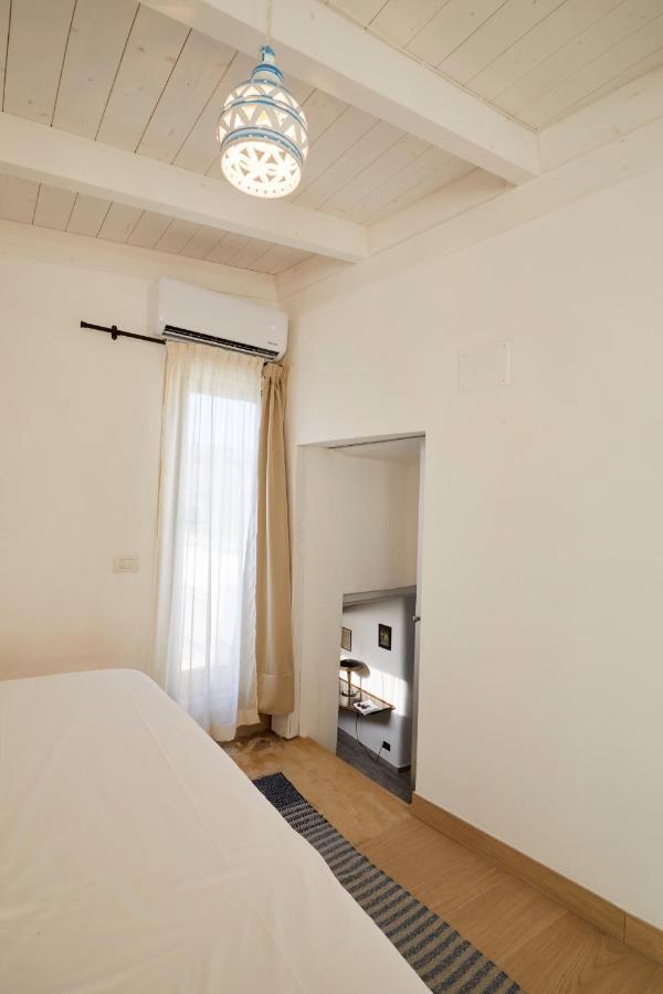 Upstairs - Skylight Apartment Lecce Exterior photo
