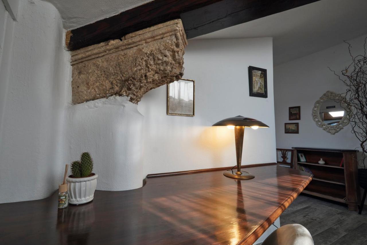 Upstairs - Skylight Apartment Lecce Exterior photo
