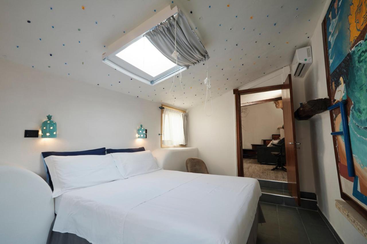 Upstairs - Skylight Apartment Lecce Exterior photo
